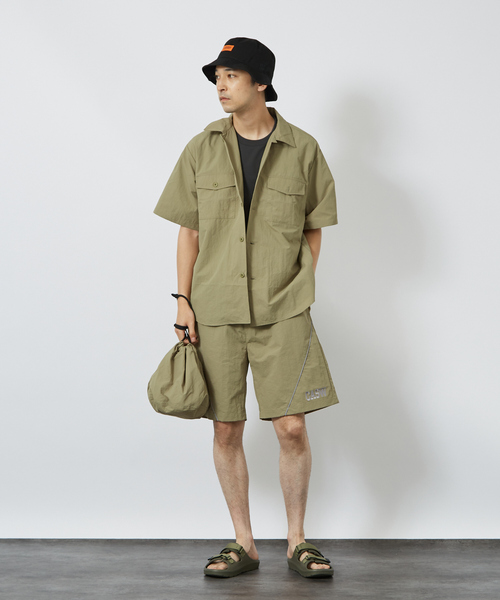 UNIVERSAL OVERALL（ユニバーサルオーバーオール）の「【NEW ERA /ニューエラ】×【UNIVERSAL OVERALL】STANDARD WASH BUCKETU バケットハット（ハット・メンズ・ブラック・フリー）」の16枚目の写真