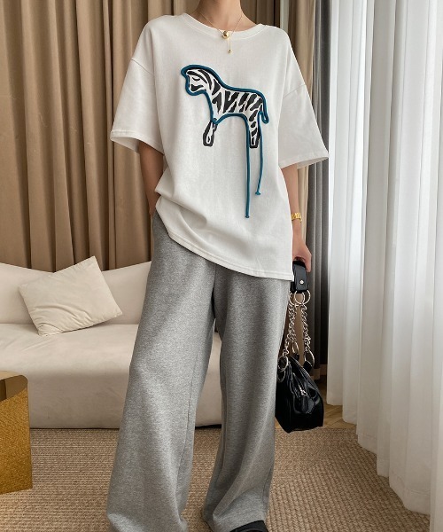 deux amour(ドゥーザムール)の「シマウマモチーフTシャツ(Tシャツ/カットソー・レディース・ホワイト/グレー/ブラック・FREE)」の17枚目の写真
