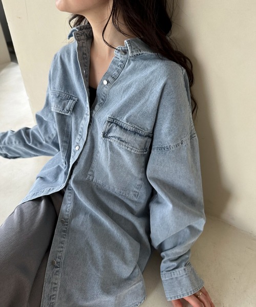 feepur(フェピュール)の「デニムBIGシャツ(シャツ/ブラウス・レディース・ブラック/ブルー/ネイビー・MEDIUM)」の18枚目の写真