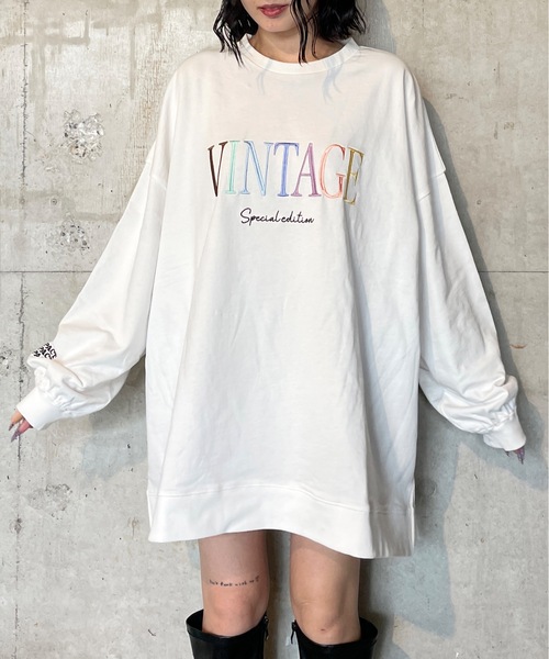 one way(ワンウェイ)の「カレッジ刺繍ロゴルーズトレーナー(スウェット・レディース・ブラック/ホワイト/グレー/ブルー/グリーン・FREE)」の18枚目の写真