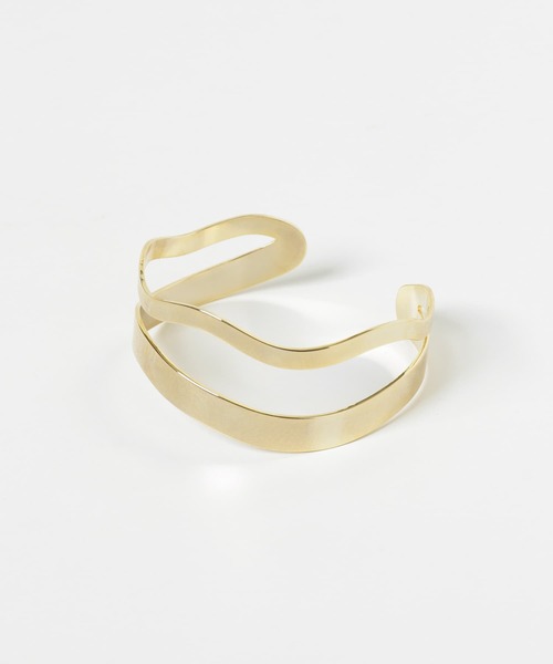 SMELLY(スメリー)の「ウェーブダブルラインバングル(バングル/リストバンド・レディース・ゴールド・-)」の5枚目の写真