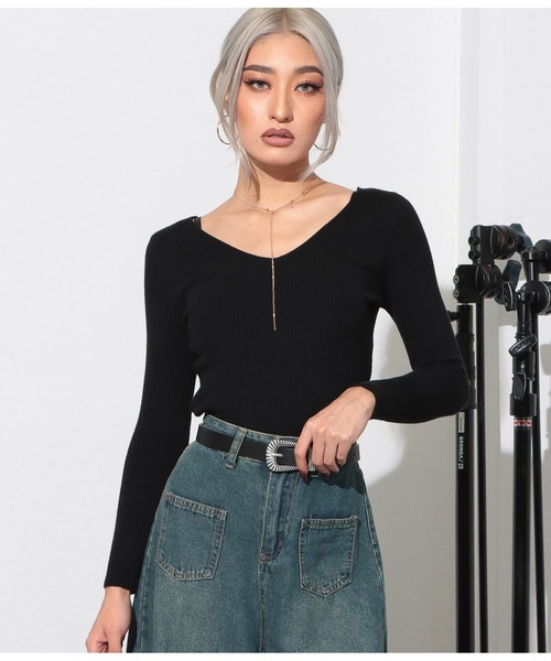 LATINA(ラティーナ)の「両Vネックソフトフィットニットトップス(Tシャツ/カットソー・レディース・グレー/ブラック/オフホワイト・FREE)」の20枚目の写真