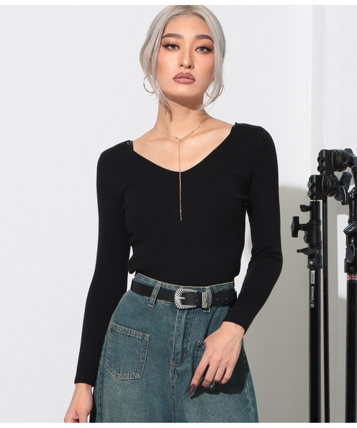 LATINA(ラティーナ)の「両Vネックソフトフィットニットトップス(Tシャツ/カットソー・レディース・グレー/ブラック/オフホワイト・FREE)」の19枚目の写真