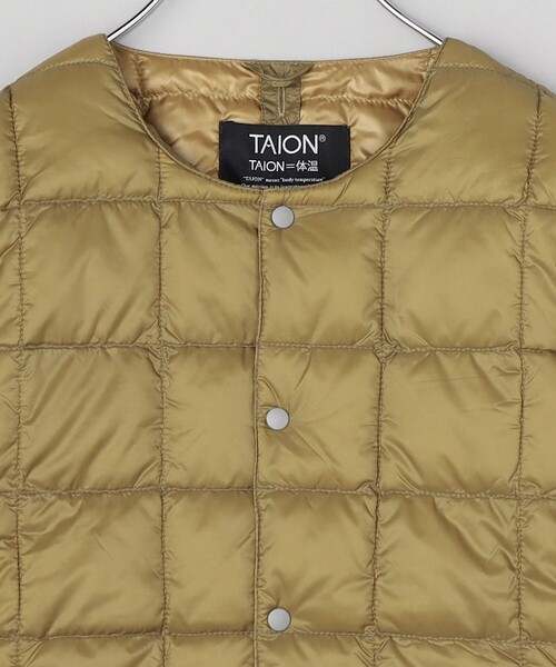 FREAK'S STORE（フリークスストア）の「限定展開 TAION/タイオン KIDS TAION JACKET / キッズ ベーシック クルーネックボタン インナーダウンジャケット / TAION-K104（ダウンジャケット/コート・キッズ・オリーブ/ベージュ/ブラック/ネイビー・140/120/110/130）」の6枚目の写真