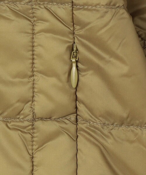 FREAK'S STORE（フリークスストア）の「限定展開 TAION/タイオン KIDS TAION JACKET / キッズ ベーシック クルーネックボタン インナーダウンジャケット / TAION-K104（ダウンジャケット/コート・キッズ・オリーブ/ベージュ/ブラック/ネイビー・140/120/110/130）」の7枚目の写真
