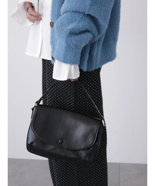 Lugnoncure(ルノンキュール)の「フラップミニショルダーバッグ(ハンドバッグ・レディース・ベージュ/オフホワイト/ブラック・F)」の1枚目の写真