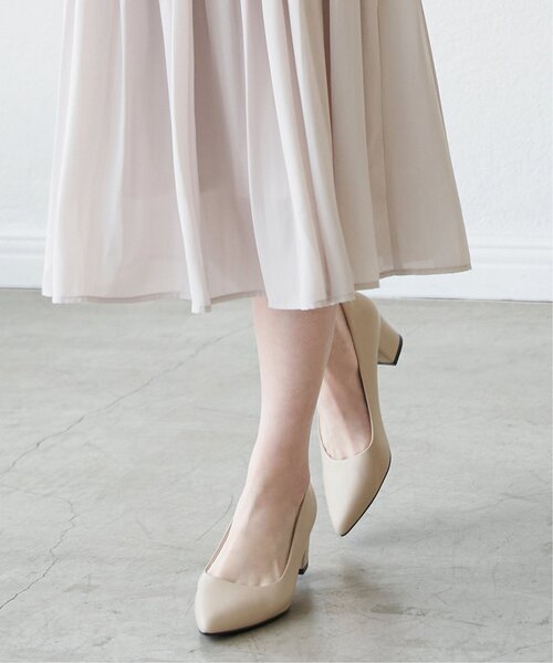 ikka(イッカ)の「ベーシックパンプス(パンプス・レディース・ベージュ/ブラック・L/M)」の16枚目の写真