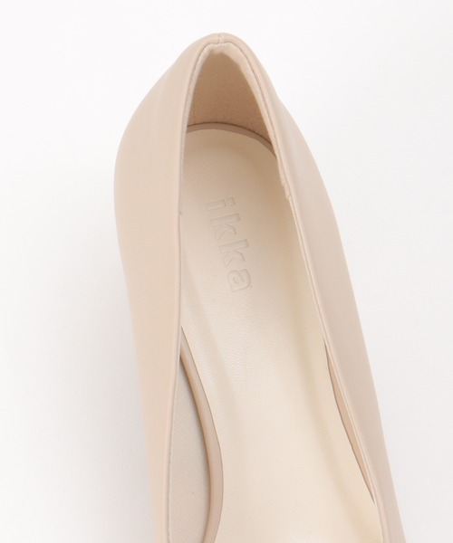 ikka(イッカ)の「ベーシックパンプス(パンプス・レディース・ベージュ/ブラック・L/M)」の8枚目の写真