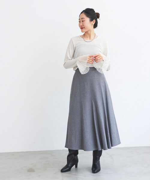 le.coeur blanc(ルクールブラン)の「プリーツカフスクルーネックプルオーバー(Tシャツ/カットソー・レディース・アイボリー/グレー・38)」の14枚目の写真