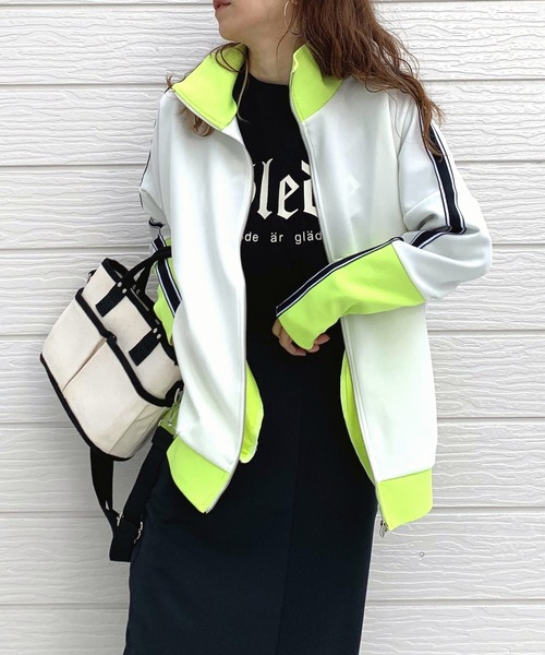 Q(キュー)の「配色トラックジャケット(ジャージ・レディース・ブラック/ホワイト・MEDIUM)」の1枚目の写真