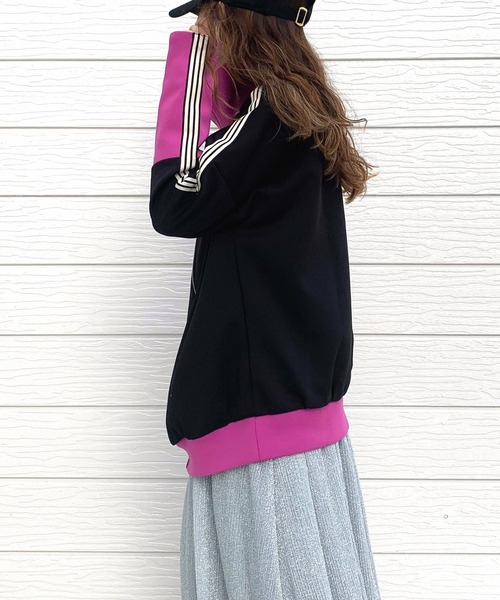 Q(キュー)の「配色トラックジャケット(ジャージ・レディース・ブラック/ホワイト・MEDIUM)」の15枚目の写真