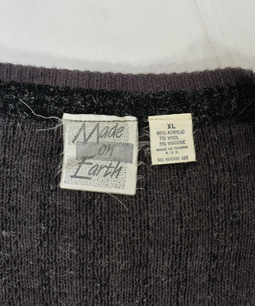 VINTAGE(ヴィンテージ)の「【ヴィンテージ古着】80's Made on Earth 総柄 デザインニット カーディガン(カーディガン/ボレロ・メンズ・パープル・X-LARGE)」の6枚目の写真