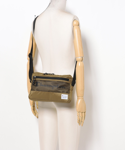 Champion(チャンピオン)の「Champion/チャンピオン ワイオミング ショルダーバッグ No.17512(ショルダーバッグ・メンズ・ブルー/ブラック/ベージュ・FREE)」の7枚目の写真