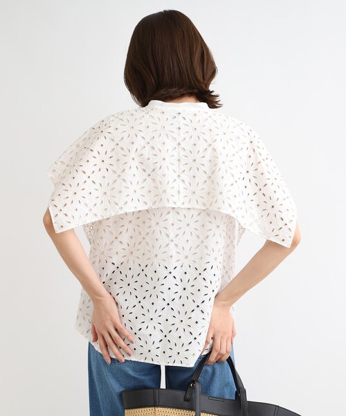 INDIVI（インディヴィ）の「◇【洗える】ケープ風カットワークブラウス 