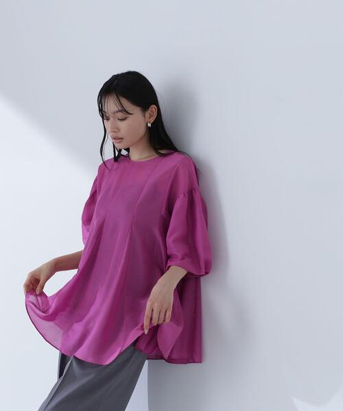 NATURAL BEAUTY BASIC(ナチュラルビューティーベーシック)の「◇【Oggi掲載】シアーボリュームブラウス(シャツ/ブラウス・レディース・ホワイト/ブラック/マジェンタ・FREE)」の1枚目の写真