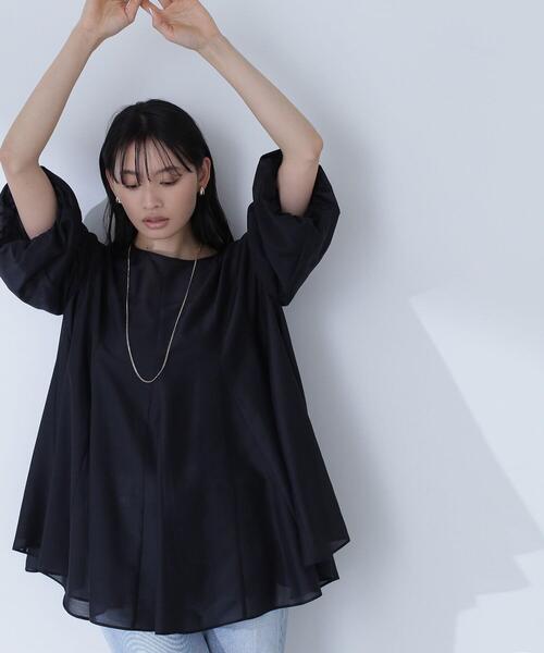 NATURAL BEAUTY BASIC(ナチュラルビューティーベーシック)の「◇【Oggi掲載】シアーボリュームブラウス(シャツ/ブラウス・レディース・ホワイト/ブラック/マジェンタ・FREE)」の3枚目の写真