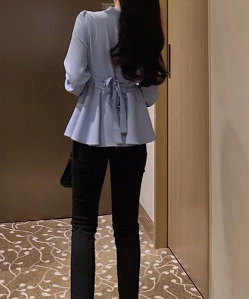 Twinkle;pm（トゥインクルピーエム）の「カシュクールペプラムブラウス（シャツ/ブラウス・レディース・ホワイト/ライトブルー/ライトピンク・X-LARGE/LARGE/MEDIUM/SMALL）」の13枚目の写真