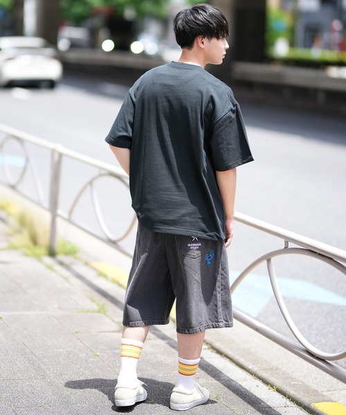 SANTA CRUZ(サンタクルーズ)の「【ムラサキスポーツ限定】SANTACRUZ/サンタクルーズ 半袖Tシャツ ワンポイント ボックスシルエット 502242403(Tシャツ/カットソー・メンズ・ホワイト×ブルー/ブラック×ブルー/ホワイト×グレー/ブラック×グレー・M/L/XL)」の17枚目の写真