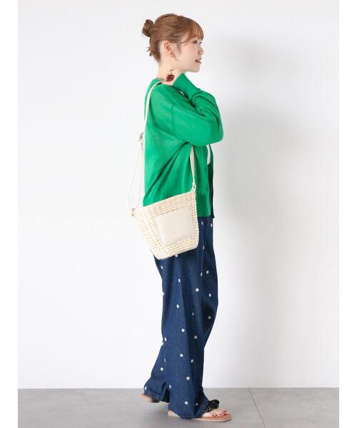 ehka sopo(エヘカソポ)の「花刺繍デニムパンツ(セットアップ可)(デニムパンツ・レディース・ブラック/サックスブルー/ネイビー・F)」の11枚目の写真