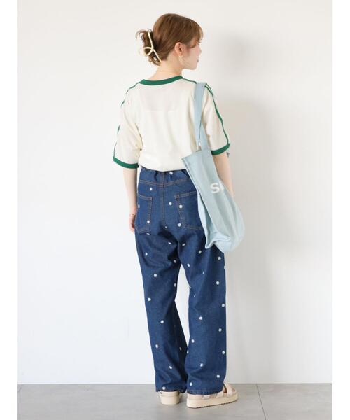ehka sopo(エヘカソポ)の「花刺繍デニムパンツ(セットアップ可)(デニムパンツ・レディース・ブラック/サックスブルー/ネイビー・F)」の13枚目の写真