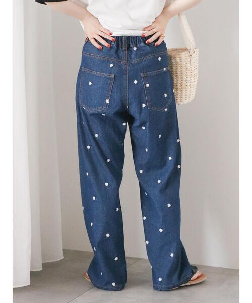 ehka sopo(エヘカソポ)の「花刺繍デニムパンツ(セットアップ可)(デニムパンツ・レディース・ブラック/サックスブルー/ネイビー・F)」の21枚目の写真