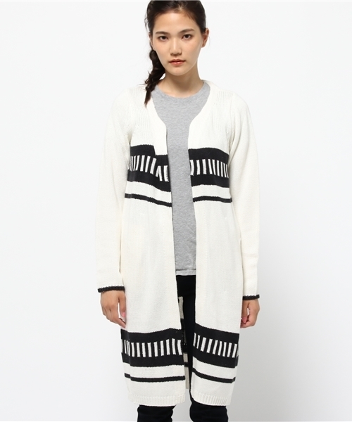 DouDou(ドゥドゥ)の「【DouDou】ジャガードカーディガン(カーディガン/ボレロ・レディース・ブラック/サックスブルー・FREE)」の3枚目の写真