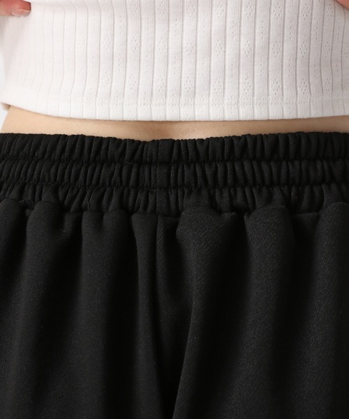 FOREVER 21（フォーエバー トゥエンティーワン）の「【2024SS】カーゴスウェットパンツ（スウェットパンツ・レディース・ピンク/ブラック/グレー/ブルー・FREE）」の5枚目の写真