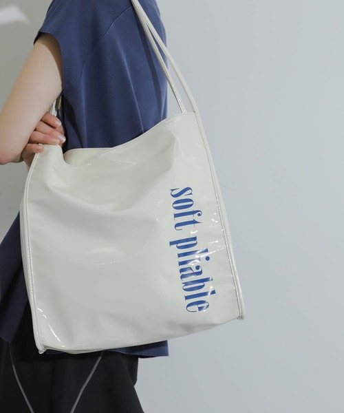 SENSE OF PLACE by URBAN RESEARCH（センスオブプレイスバイアーバンリサーチ）の「エナメルトートバッグ（トートバッグ・レディース・ブラック/アイボリー/ベージュ・ONE）」の21枚目の写真