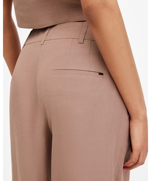 ALLSAINTS(オールセインツ)の「DERI LYN LINEN BLEND TROUSERS | DERI LYN リネン ブレンド トラウザー(スラックス・レディース・ブラウン系その他・6/4/2/10)」の5枚目の写真