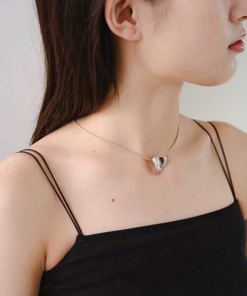 Kastane（カスタネ）の「【fiw.】ハートチョーカー（ネックレス・レディース・ブラック/ベージュ・FREE）」の15枚目の写真