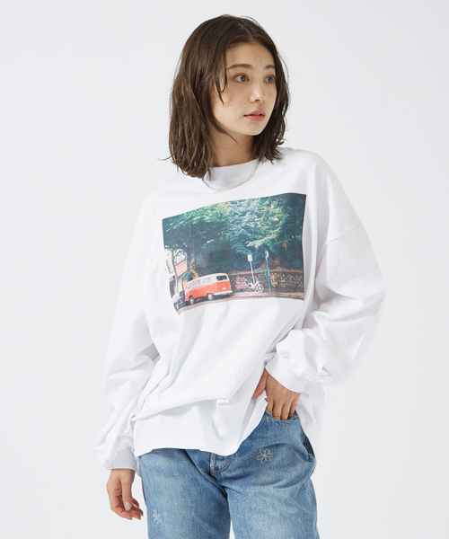 PARROTT CANVAS(パロットキャンバス)の「【PARROTT CANVAS/パロットキャンバス】ロンTEE / ロゴ / フォト / 長袖 / Tシャツ / カーフォト(Tシャツ/カットソー・レディース・ホワイト系その他2/ホワイト系その他/ホワイト系その他3・フリー)」の14枚目の写真