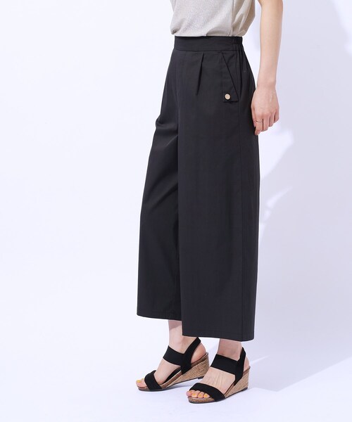 DRESKIP（ドレスキップ）の「◆【UV/8分丈】低身長さんにも 金ボタンがアクセント フラップポケットパンツ（その他パンツ・レディース・ブラック/ダークオリーブ/ブルー・02/03/04）」の5枚目の写真