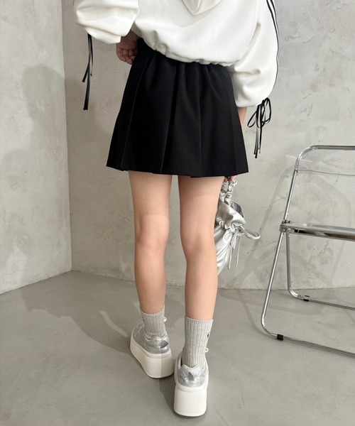 one after another NICE CLAUP（ワンアフターアナザーナイスクラップ）の「プリーツミニスカート【S/Mサイズ】（スカート・レディース・ベージュ系その他/杢グレー/ブラウン系その他/ブラック・MEDIUM/SMALL）」の13枚目の写真