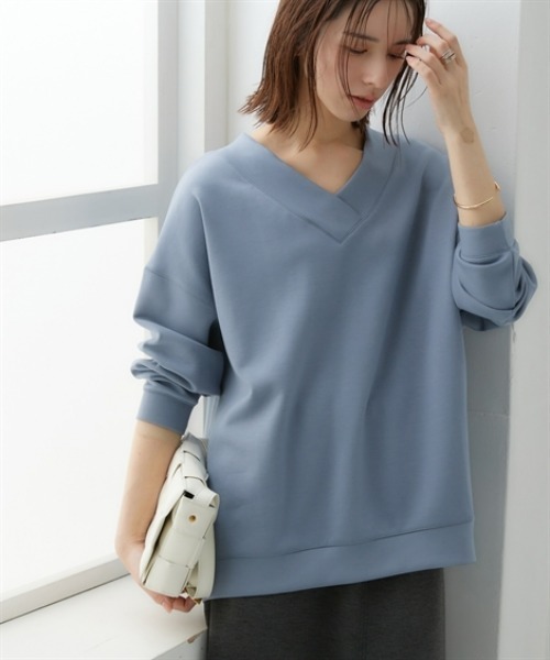 nissen(ニッセン)の「なめらかポンチ素材 前後Vネックプルオーバー(Tシャツ/カットソー・レディース・グリーン系/モカ/ブラック/グレイッシュベージュ/グレイッシュブルー/チャコールグレー・S/M/L/LL)」の6枚目の写真
