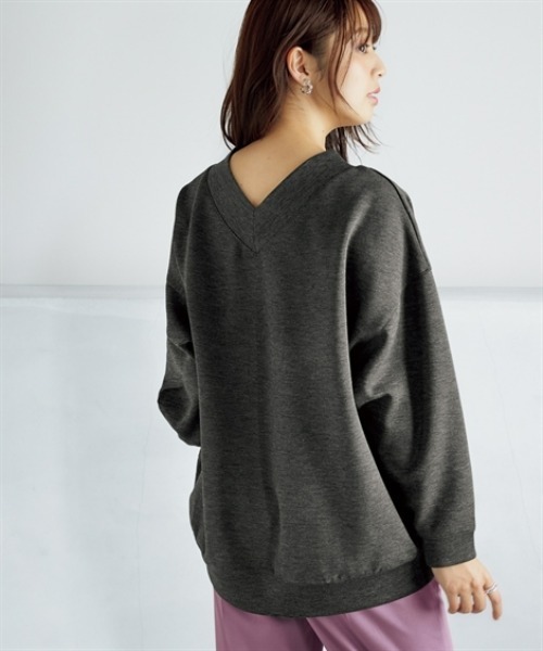 nissen(ニッセン)の「なめらかポンチ素材 前後Vネックプルオーバー(Tシャツ/カットソー・レディース・グリーン系/モカ/ブラック/グレイッシュベージュ/グレイッシュブルー/チャコールグレー・S/M/L/LL)」の9枚目の写真