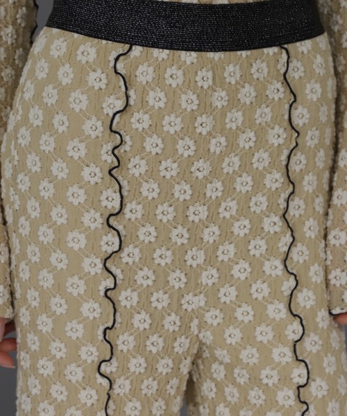 CREOLME（クレオルム）の「(CREOLME)シャーリングフラワーレースパンツ（その他パンツ・レディース・ブラック/ホワイト系その他/レッド・FREE）」の18枚目の写真