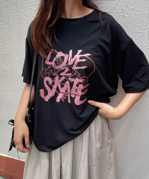 ENIM BY VICKY(エニムバイビッキー)の「ラバーグラフィックプリントオーバーTシャツ《洗濯機で洗える》(Tシャツ/カットソー・レディース・ホワイト/ブラック・M)」の10枚目の写真