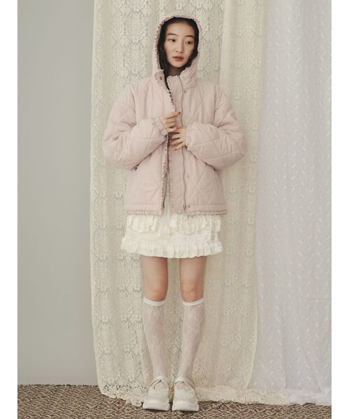 merry jenny(メリージェニー)の「フリルキルティングフードジャケット(ダウンジャケット/コート・レディース・ブラック/ピンク/アイボリー/ブルー・FREE)」の22枚目の写真