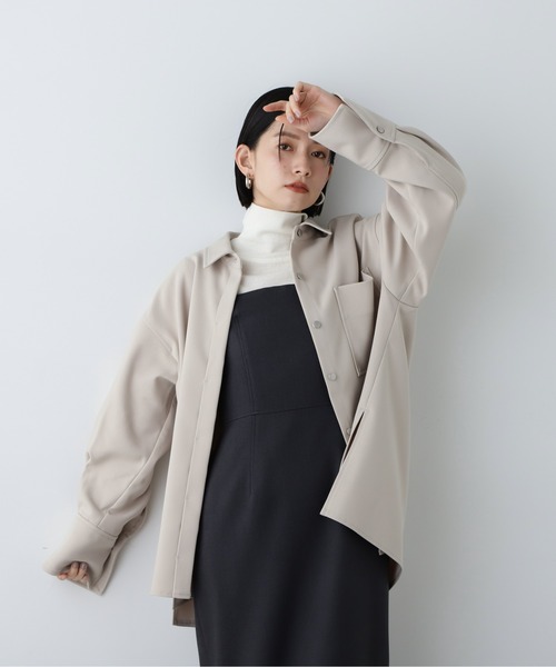 N.(N. Natural Beauty Basic)(エヌエヌナチュラルビューティーベーシック)の「◆【セットアップ対応】オーバーサイズシャケット(シャツ/ブラウス・レディース・ブルー系その他/ベージュ・MEDIUM)」の12枚目の写真
