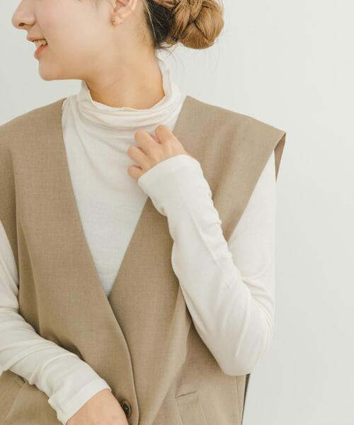 ITEMS URBANRESEARCH（アイテムズ アーバンリサーチ）の「リブタートルネックカットソー（Tシャツ/カットソー・レディース・ブラック/オフホワイト/ブルー/グレー系その他・FREE）」の5枚目の写真