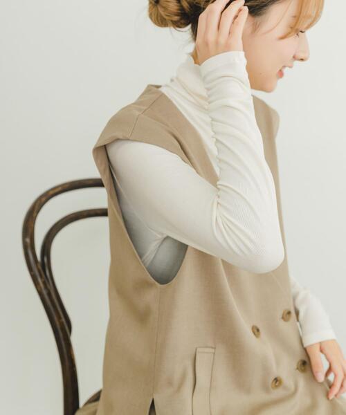 ITEMS URBANRESEARCH（アイテムズ アーバンリサーチ）の「リブタートルネックカットソー（Tシャツ/カットソー・レディース・ブラック/オフホワイト/ブルー/グレー系その他・FREE）」の6枚目の写真