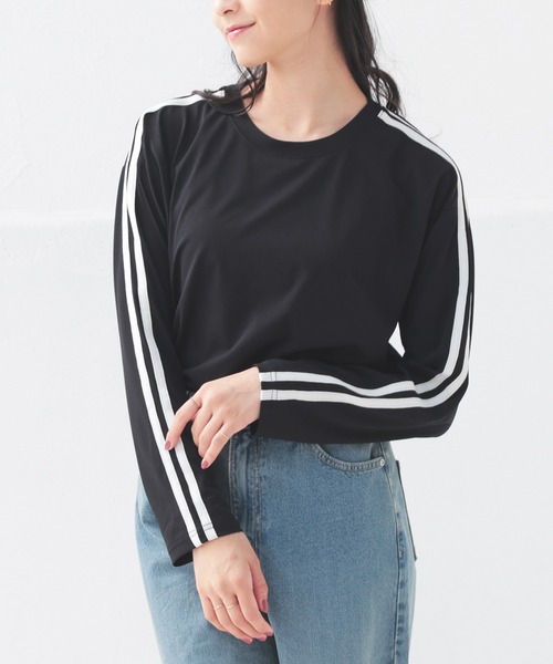 Honeys（ハニーズ）の「袖ラインゆるトップス（Tシャツ/カットソー・レディース・ブルー/アイボリー/ブラック/ピンク・S/M/L）」の3枚目の写真
