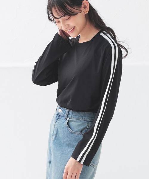Honeys（ハニーズ）の「袖ラインゆるトップス（Tシャツ/カットソー・レディース・ブルー/アイボリー/ブラック/ピンク・S/M/L）」の14枚目の写真