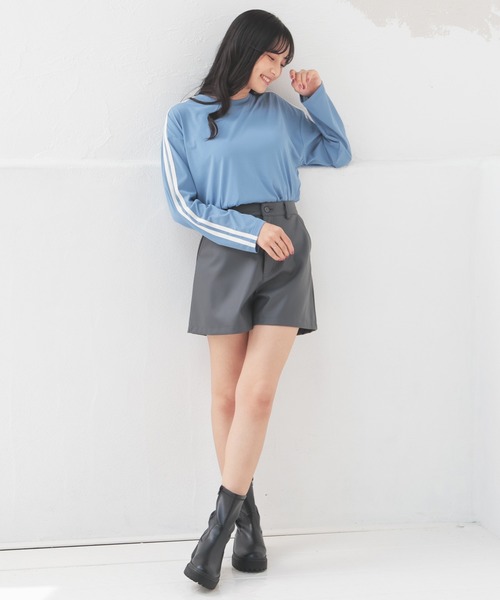Honeys（ハニーズ）の「袖ラインゆるトップス（Tシャツ/カットソー・レディース・ブルー/アイボリー/ブラック/ピンク・S/M/L）」の16枚目の写真