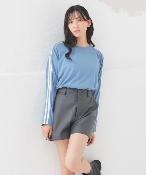 Honeys（ハニーズ）の「袖ラインゆるトップス（Tシャツ/カットソー・レディース・ブルー/アイボリー/ブラック/ピンク・S/M/L）」の17枚目の写真