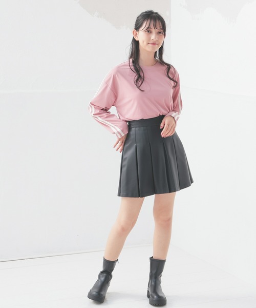 Honeys（ハニーズ）の「袖ラインゆるトップス（Tシャツ/カットソー・レディース・ブルー/アイボリー/ブラック/ピンク・S/M/L）」の20枚目の写真