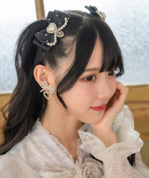Justine Clenquet リボンパールヘアクリップ Justine Clenquet リボンパールヘアクリップ