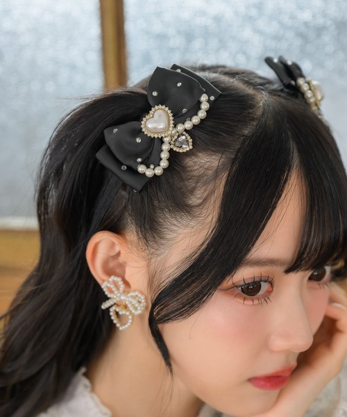 ROJITA（ロジータ）の「パール付きビジュリボンクリップSET（バレッタ/ヘアクリップ・レディース・ピンク/ブラック/ホワイト/ボルドー・FREE）」の13枚目の写真