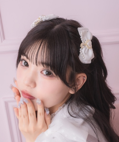 ROJITA（ロジータ）の「パール付きビジュリボンクリップSET（バレッタ/ヘアクリップ・レディース・ピンク/ブラック/ホワイト/ボルドー・FREE）」の21枚目の写真