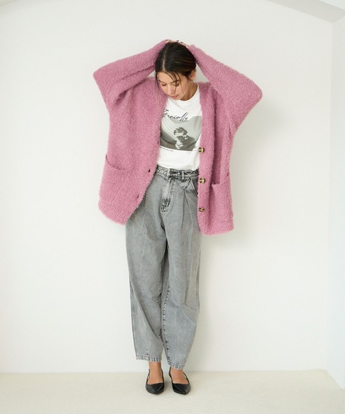 BAYFLOW（ベイフロー）の「[ゆるっとしたサイズ感]フェザーヤーンニットカーディガン（カーディガン/ボレロ・レディース・アイボリー/ピンク/ネイビー・FREE）」の5枚目の写真